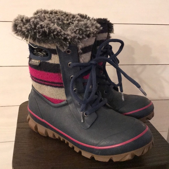 bogs arcata lace stripe